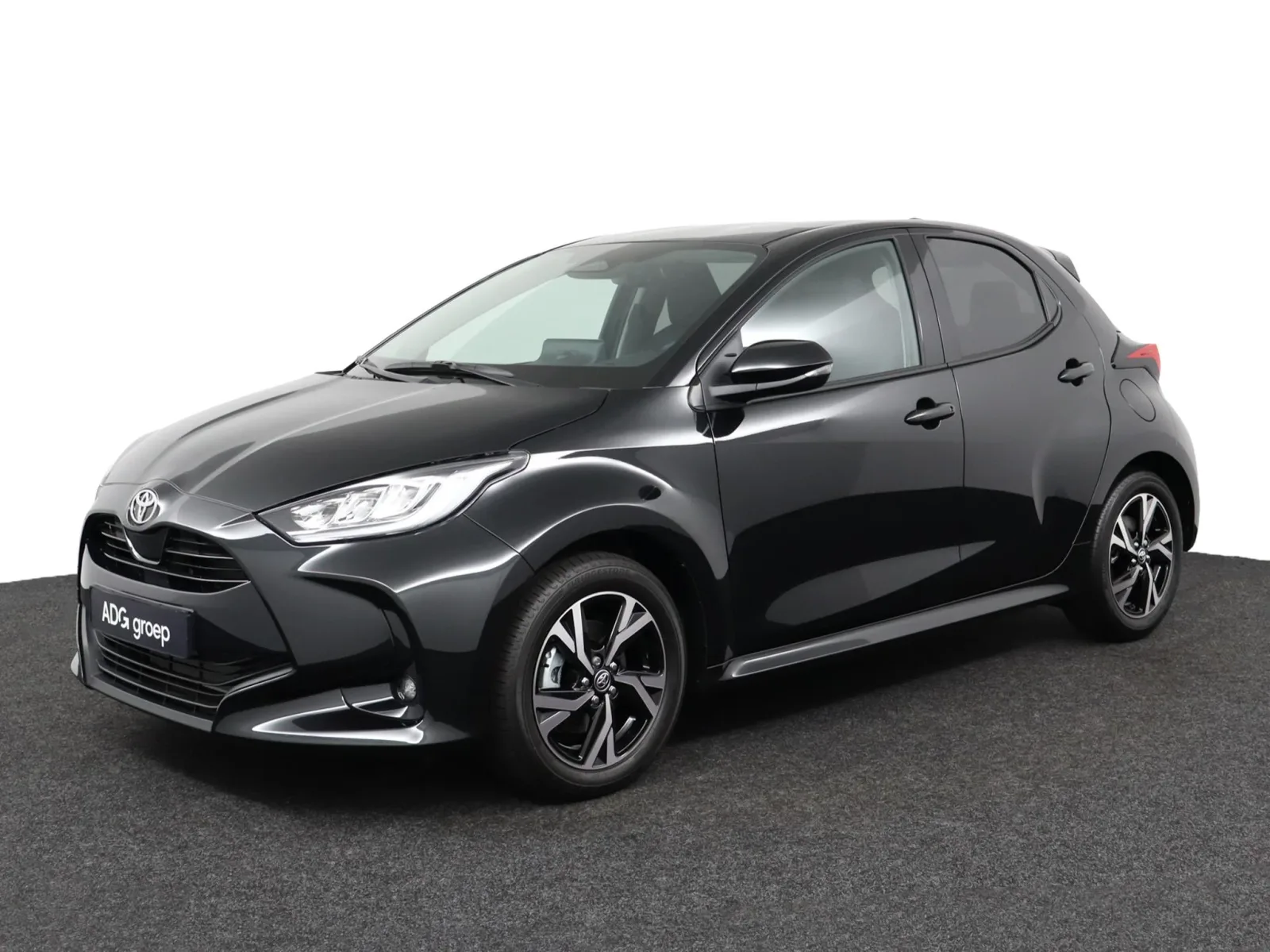 Toyota Yaris (2026) — foto 1