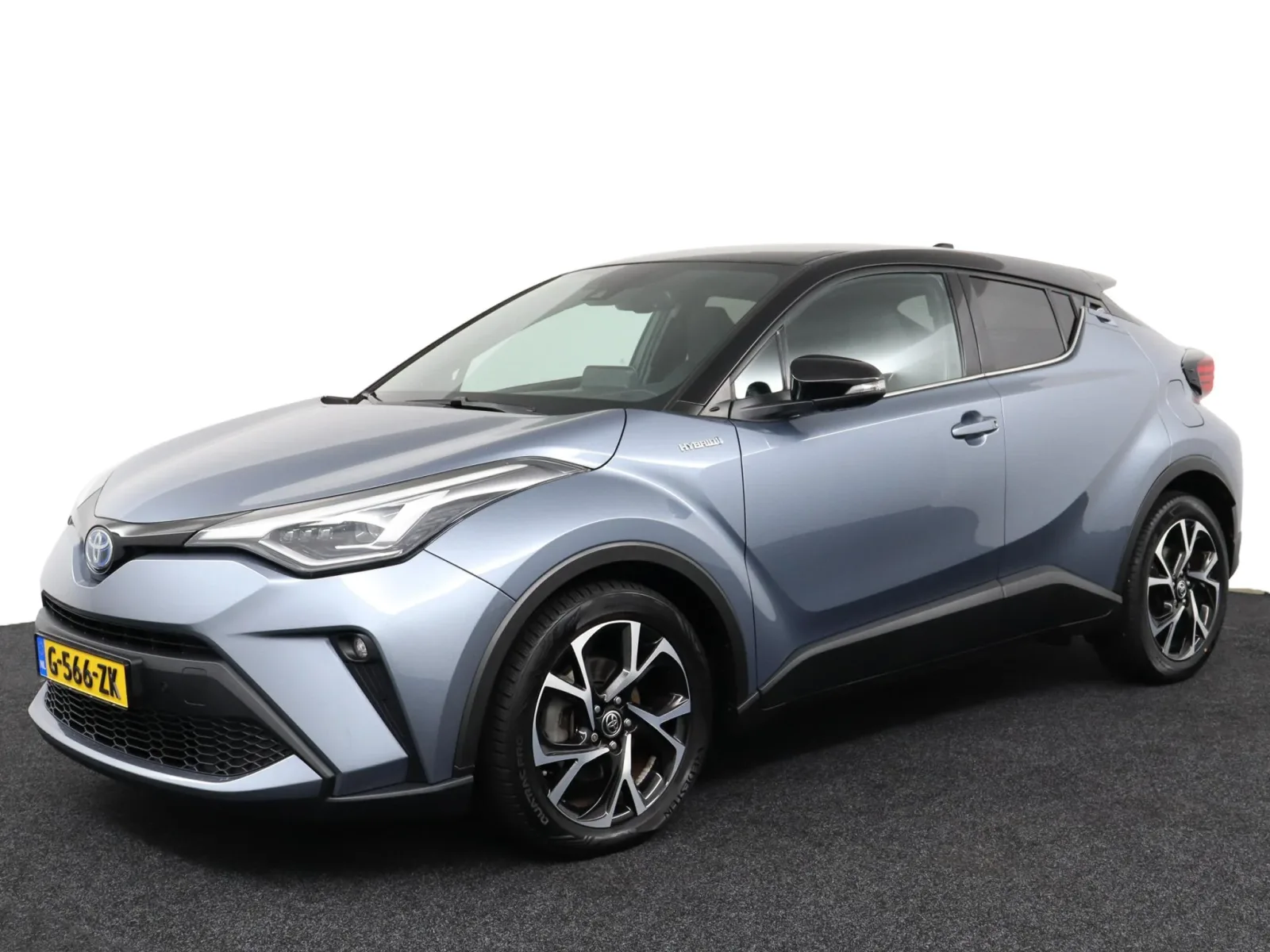 Toyota C-HR (2020) — foto 1