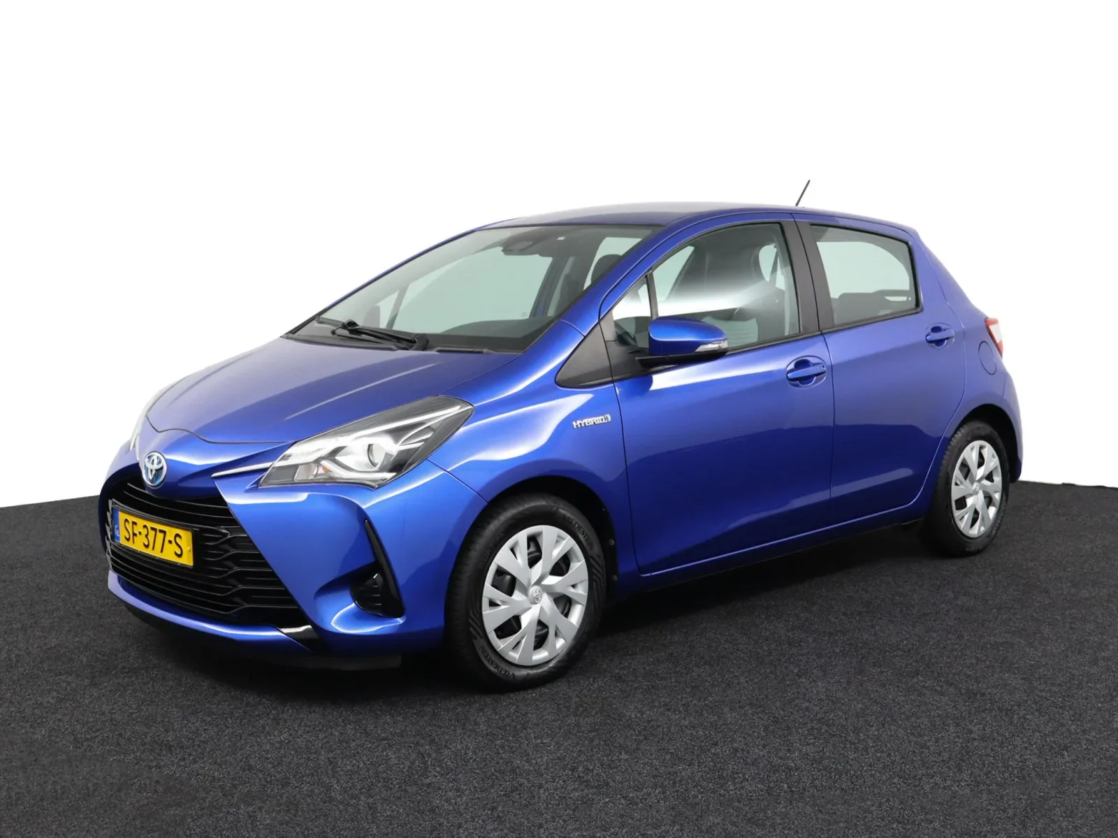 Toyota Yaris (2018) — foto 1