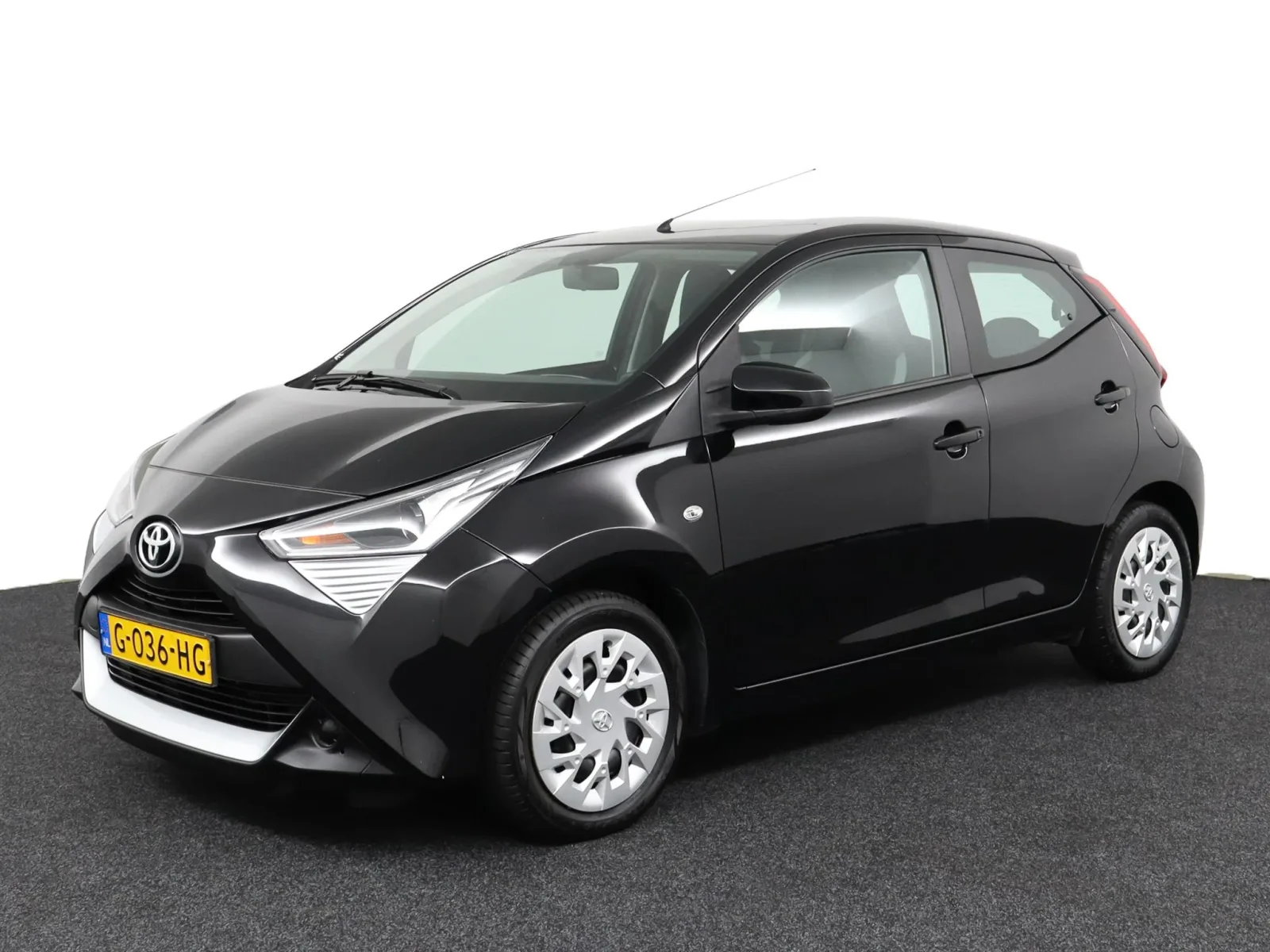 Toyota Aygo (2019) — foto 1