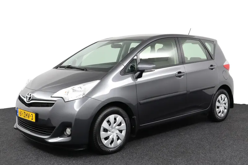 Toyota Verso S (2012)