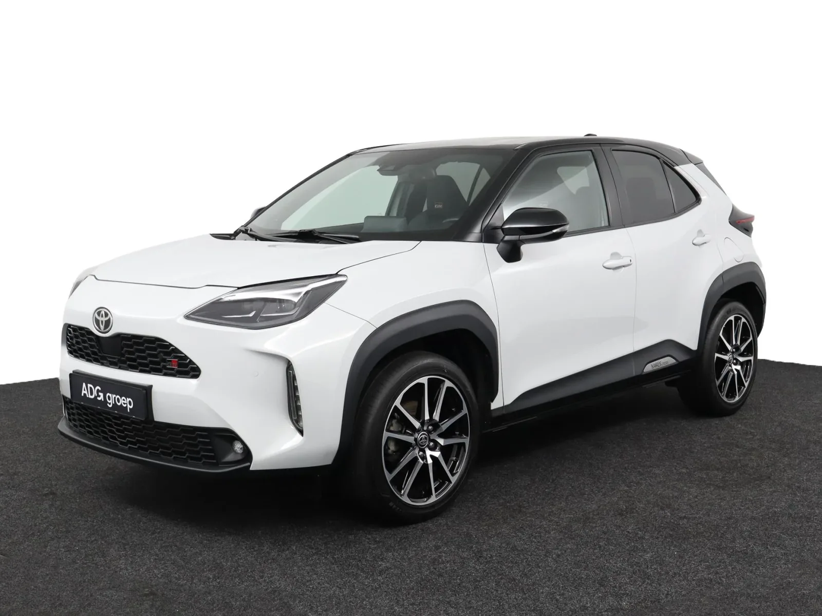 Toyota Yaris Cross (2024) — foto 1