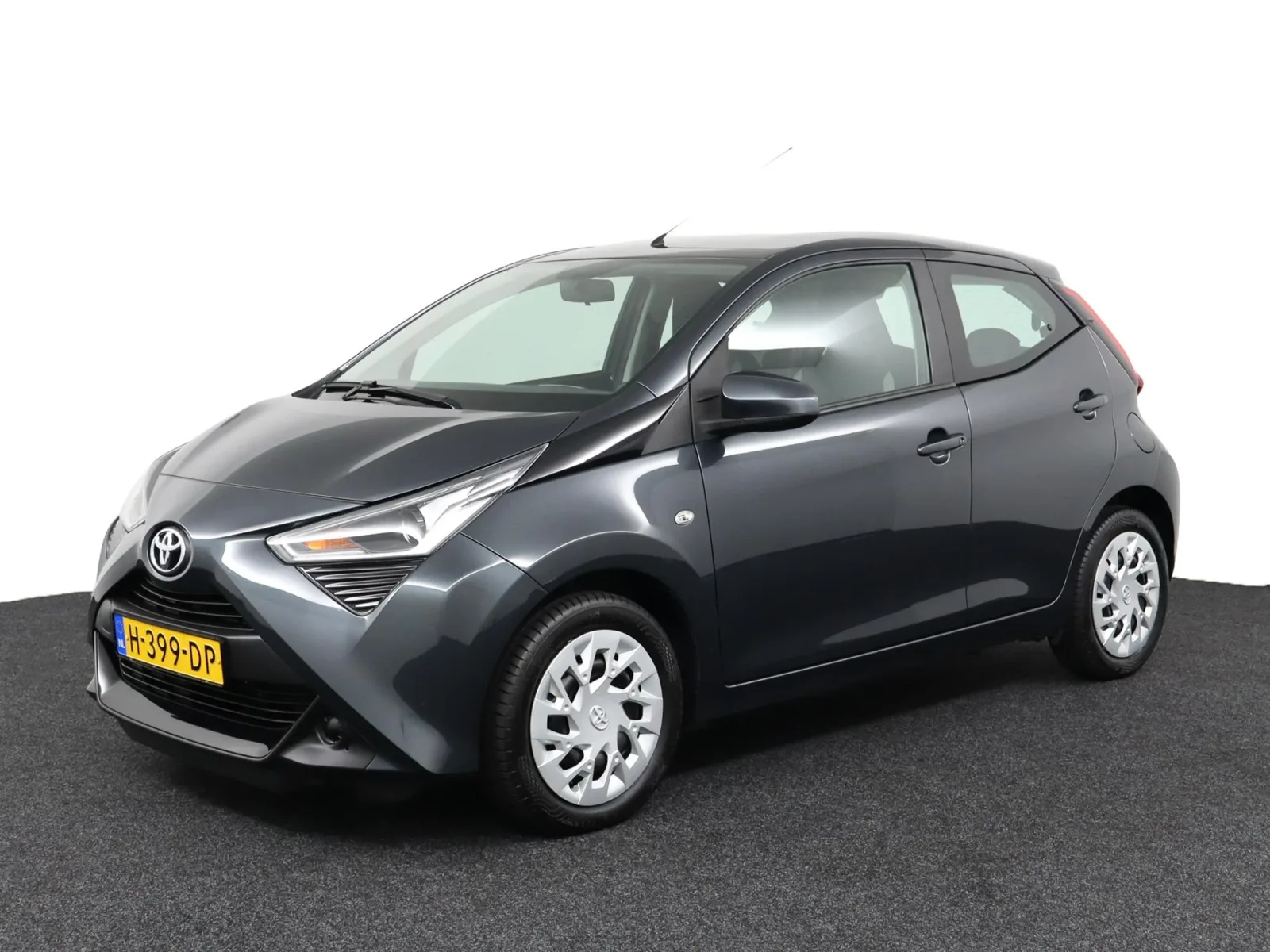 Toyota Aygo (2020) — foto 1