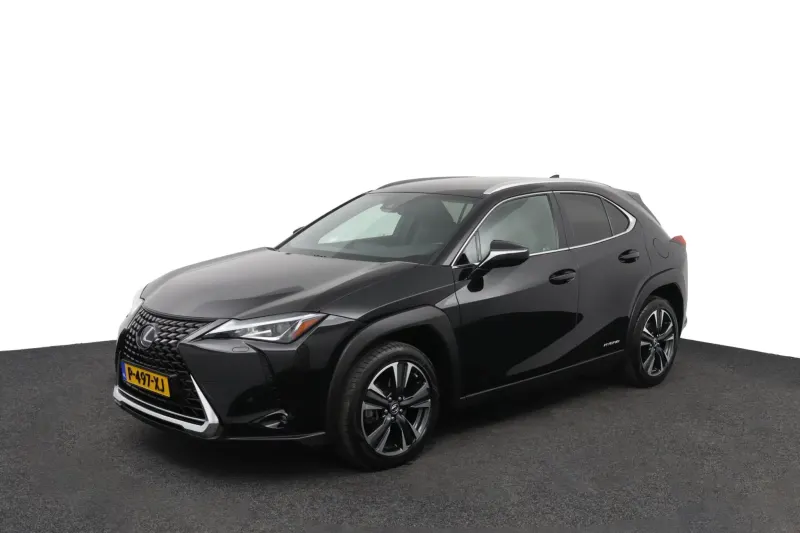 Lexus UX (2022)