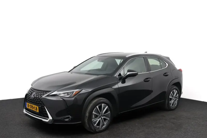 Lexus UX (2020)