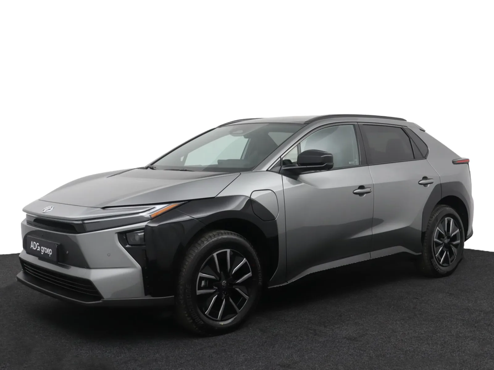 Toyota bZ4X (2026) — foto 1