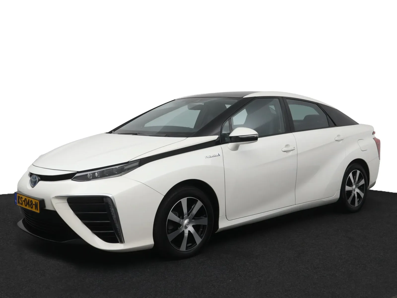 Toyota Mirai (2016) — foto 1