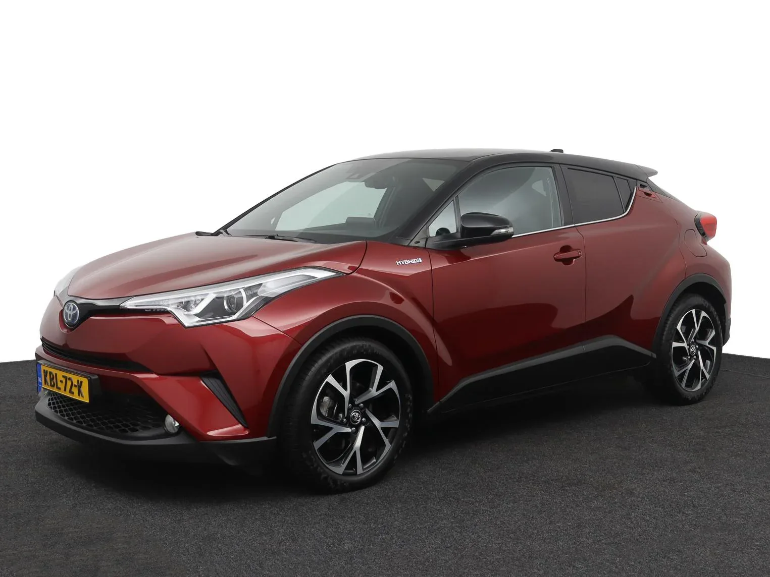 Toyota C-HR (2018) — foto 1