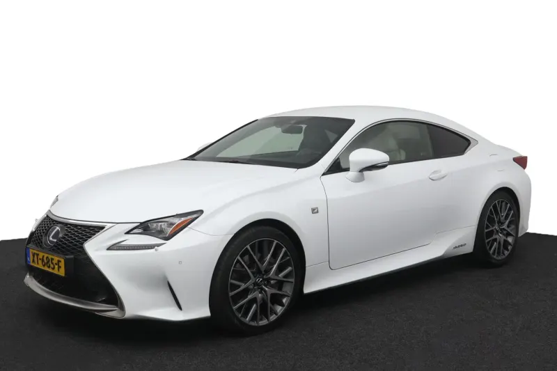 Lexus RC (2016)