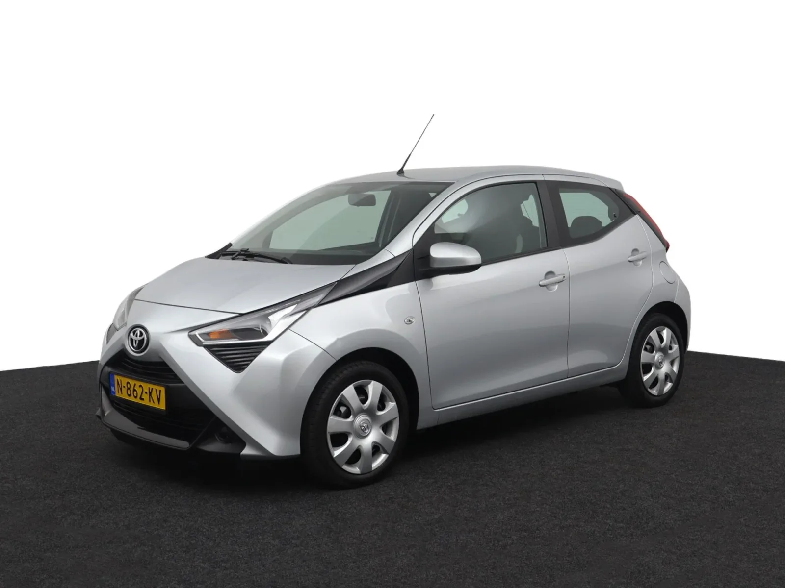Toyota Aygo (2021) — foto 1