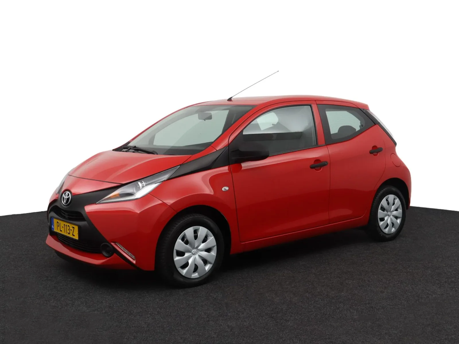 Toyota Aygo (2017) — foto 1