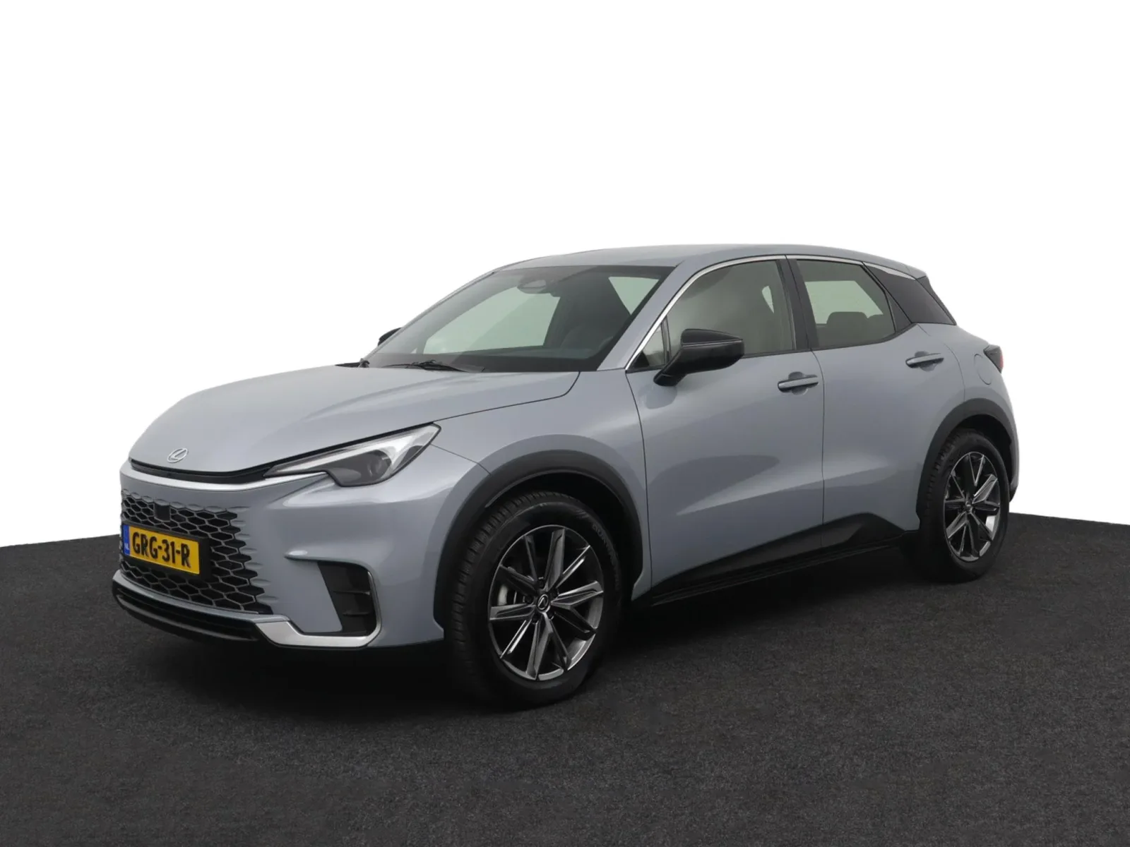 Lexus LBX (2024) — foto 1