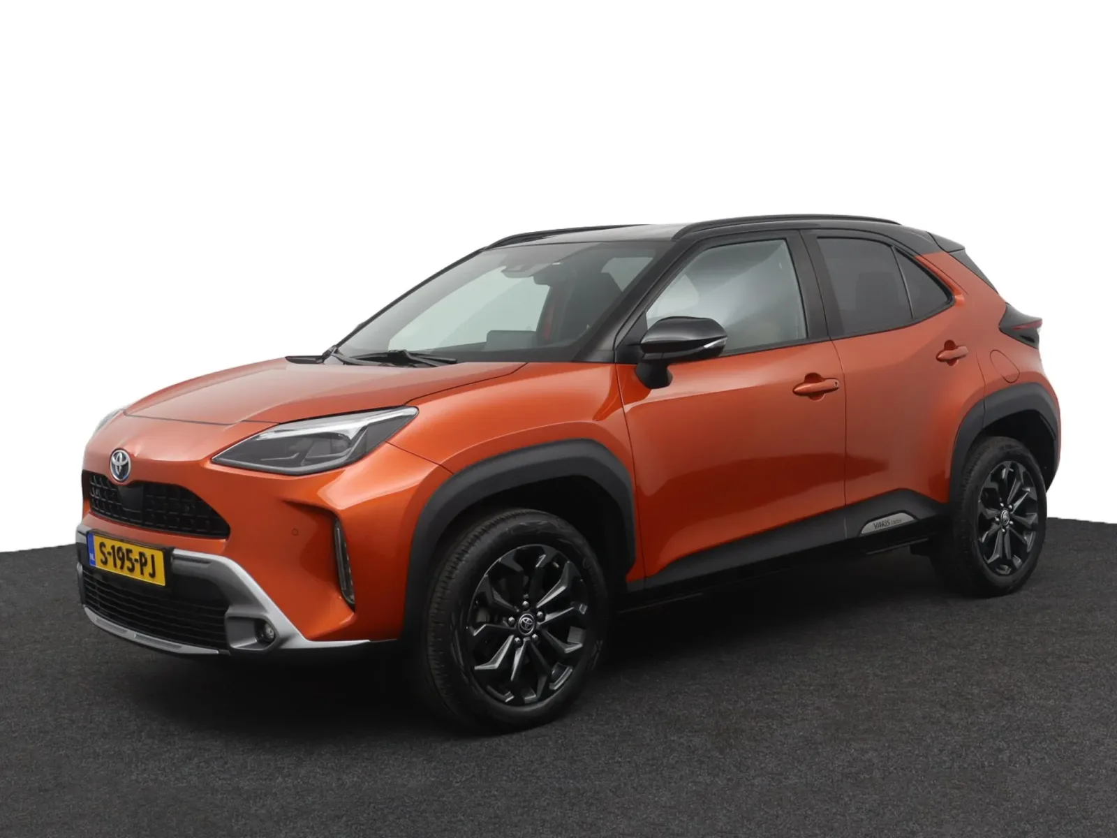 Toyota Yaris Cross (2023) — foto 1
