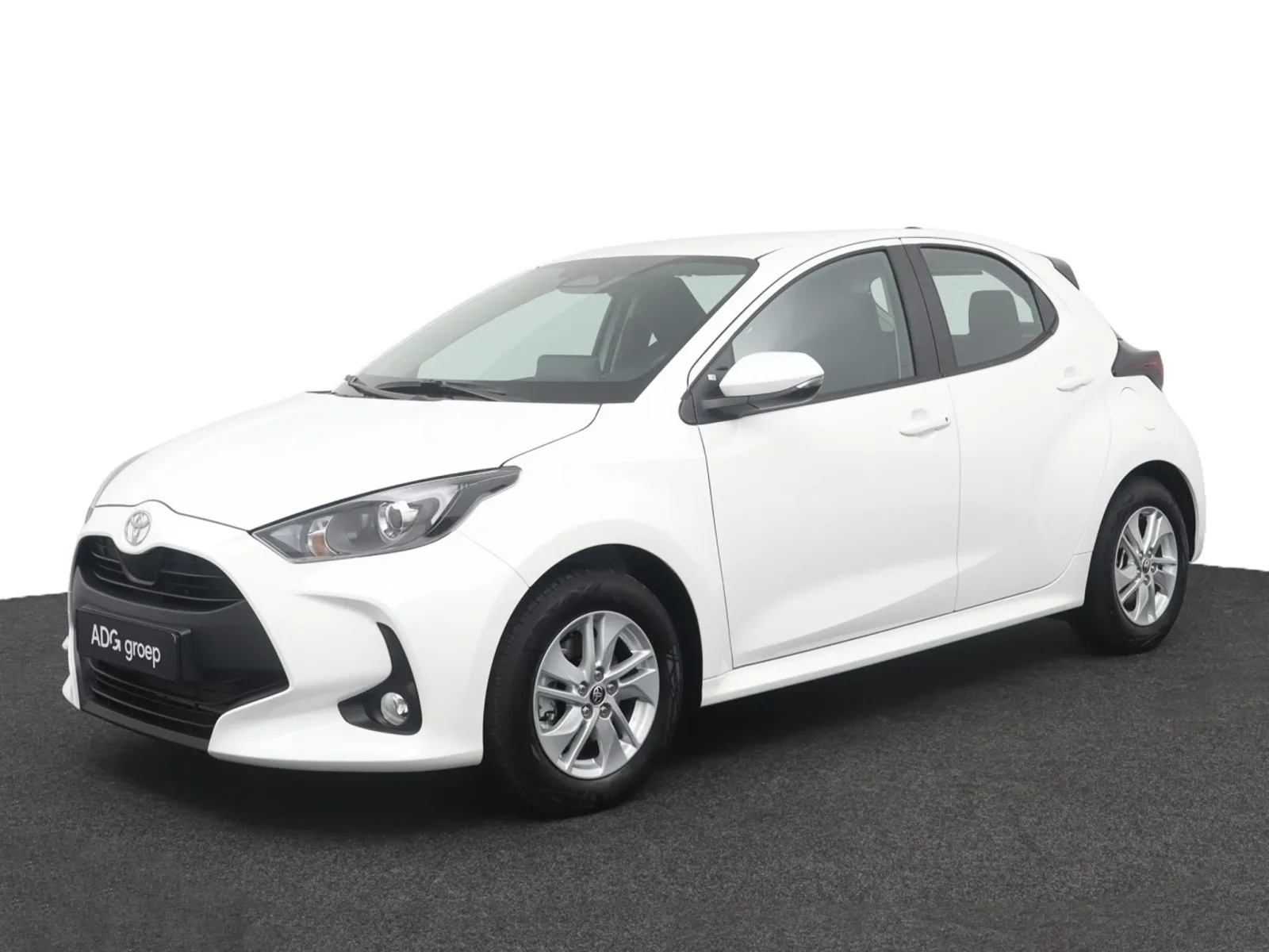 Toyota Yaris (2026) — foto 1