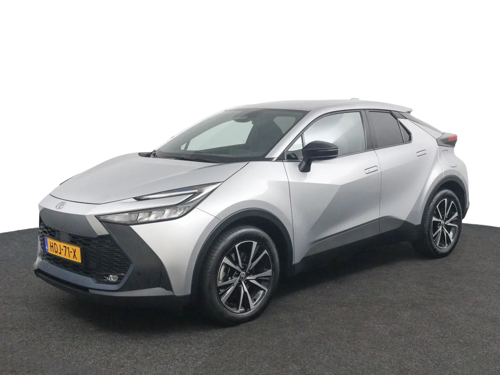 Toyota C-HR (2025) — foto 1