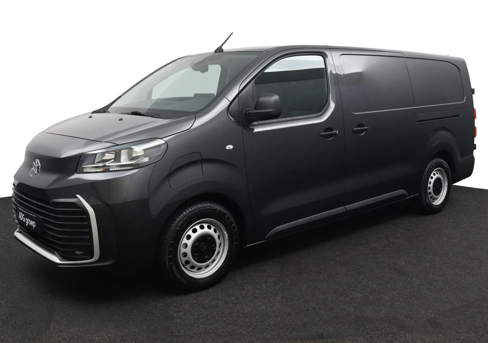 Toyota ProAce Long Worker (2026) — foto 1