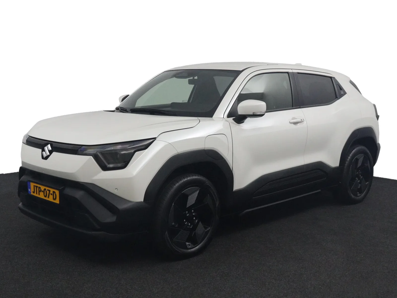 Suzuki e-Vitara (2026) — foto 1