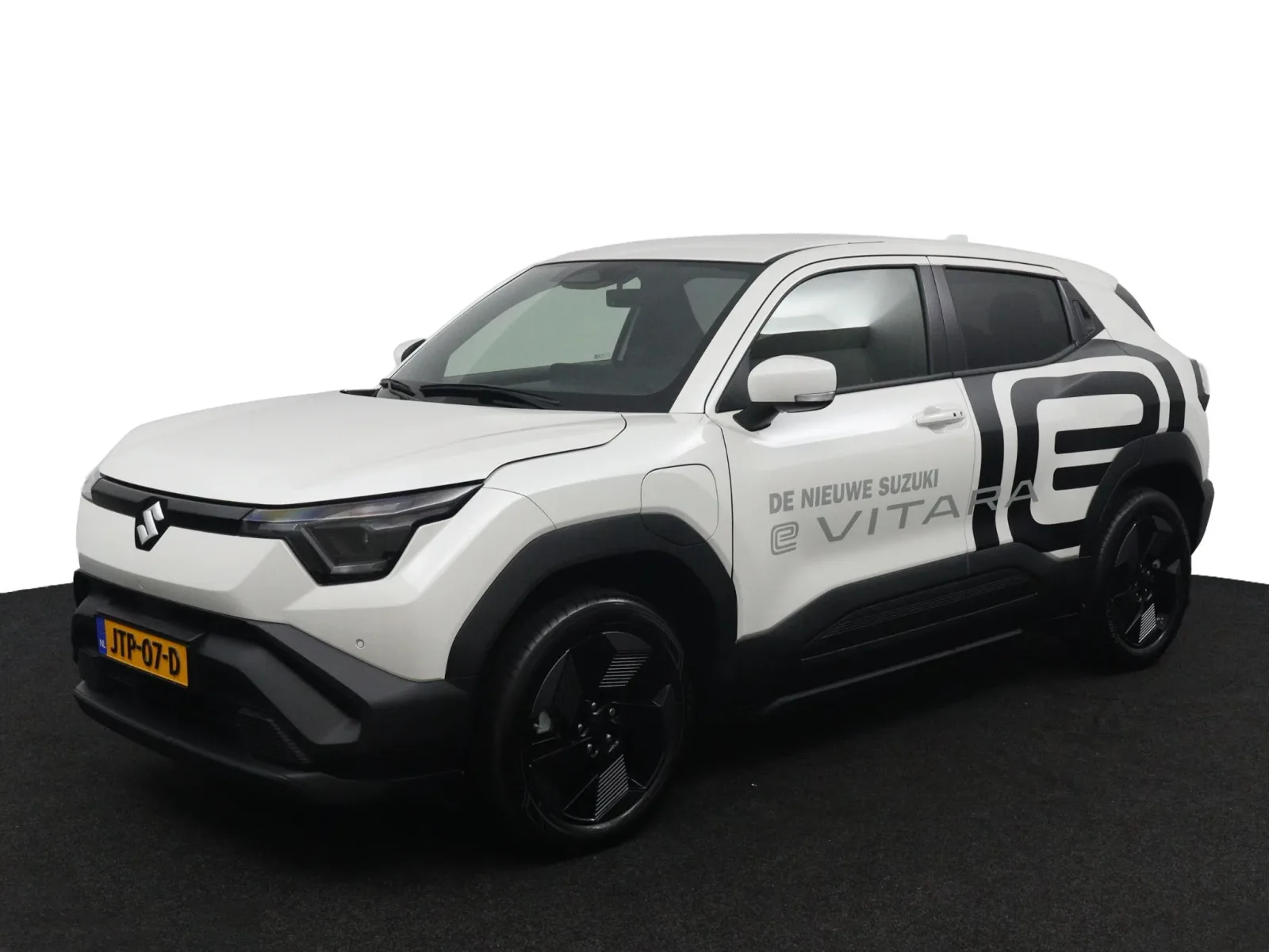 Suzuki e-Vitara (2026) — foto 1