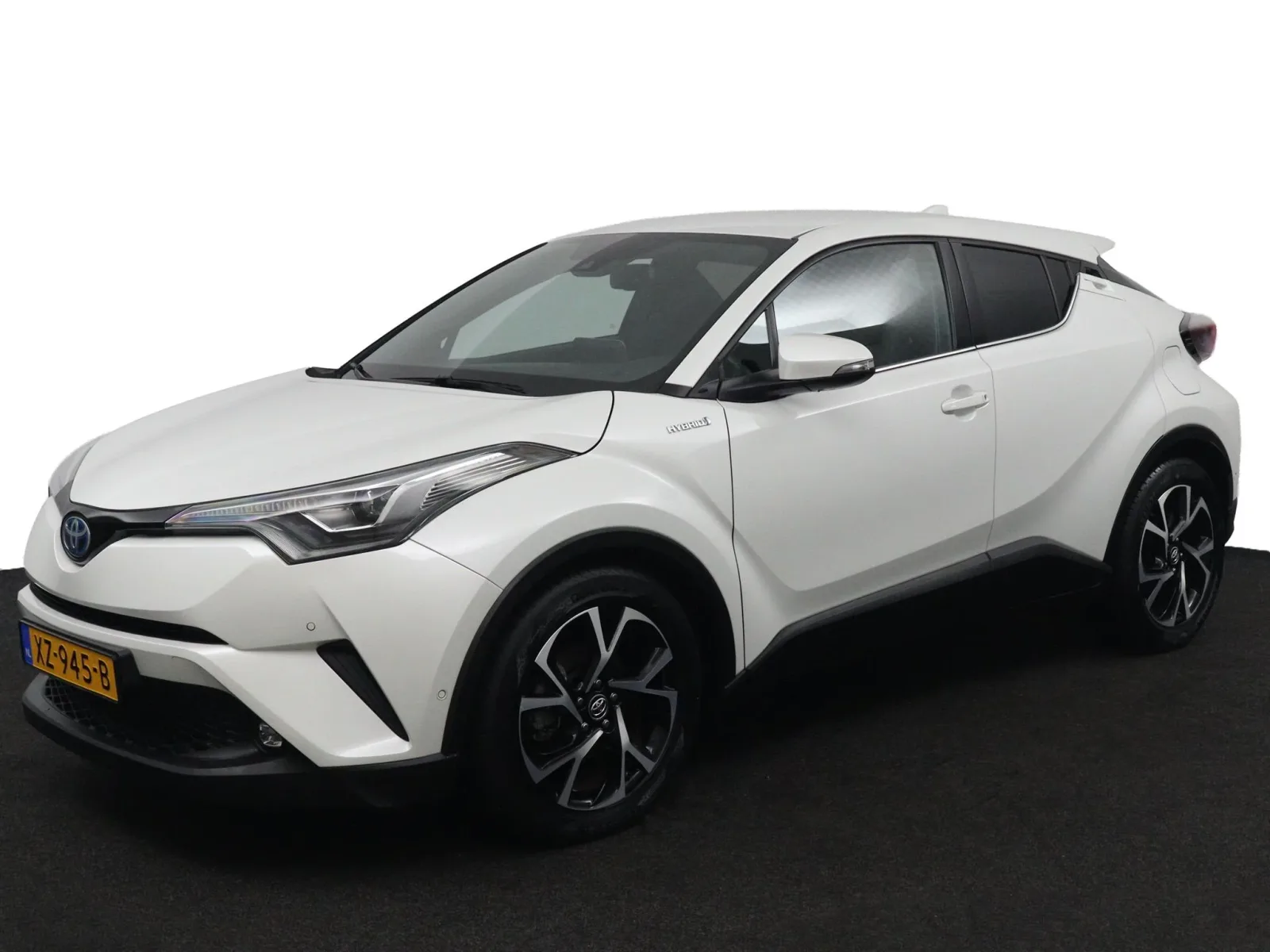 Toyota C-HR (2019) — foto 1