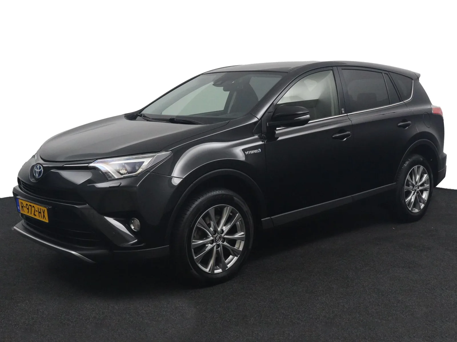 Toyota RAV4 (2018) — foto 1