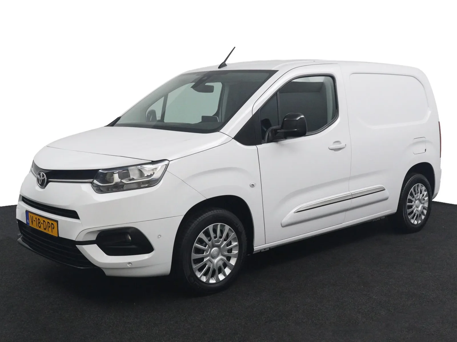 Toyota ProAce City (2024) — foto 1
