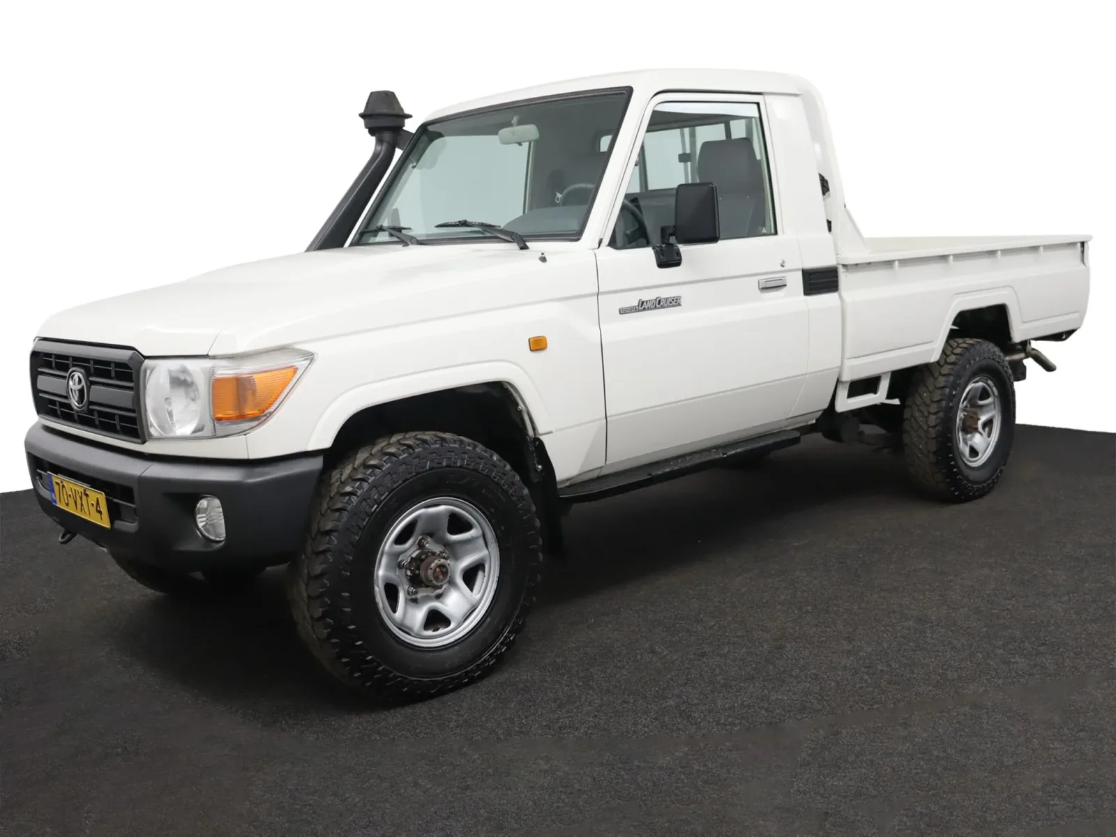 Toyota Land Cruiser (2008) — foto 1