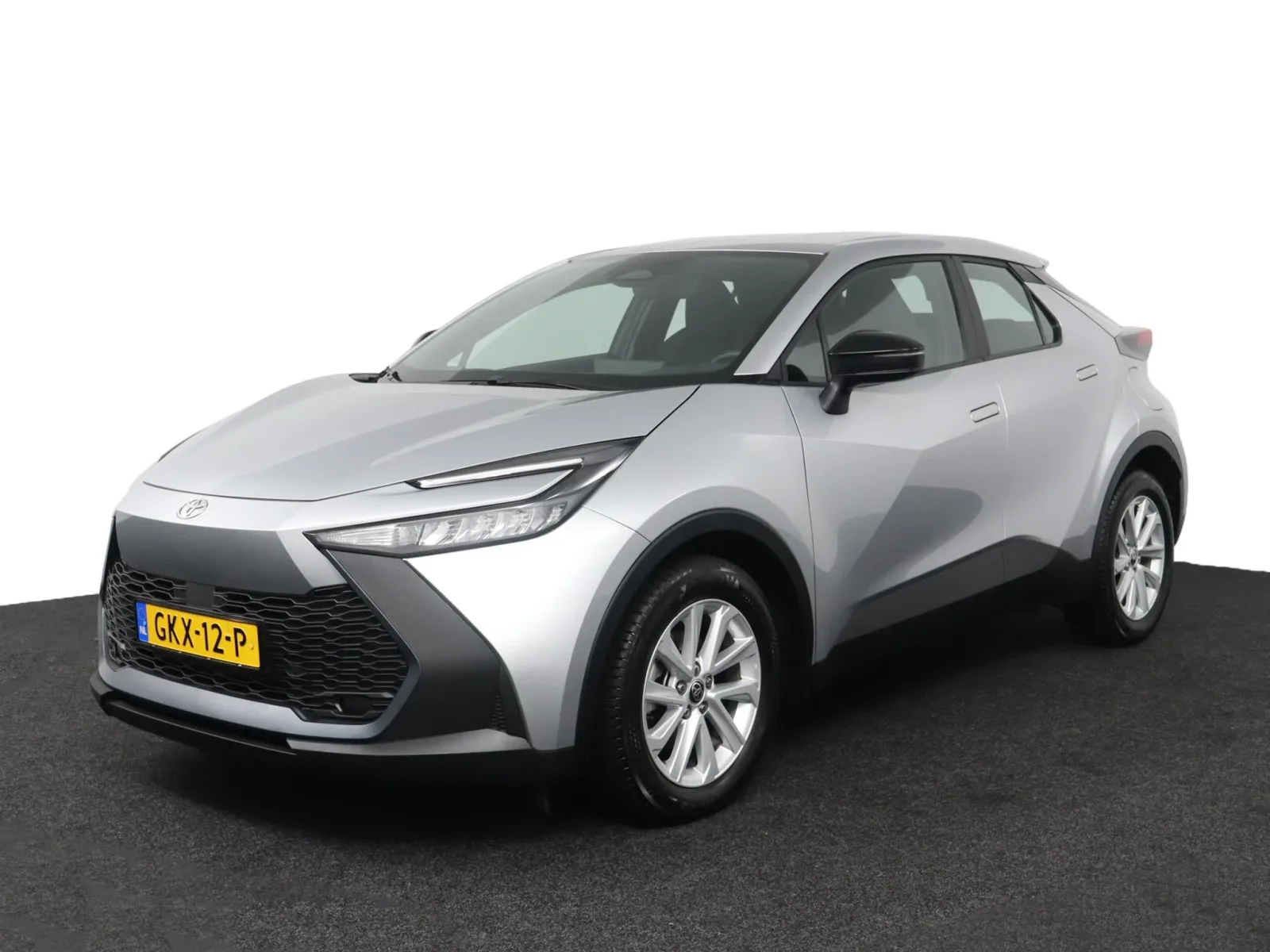Toyota C-HR (2024) — foto 1