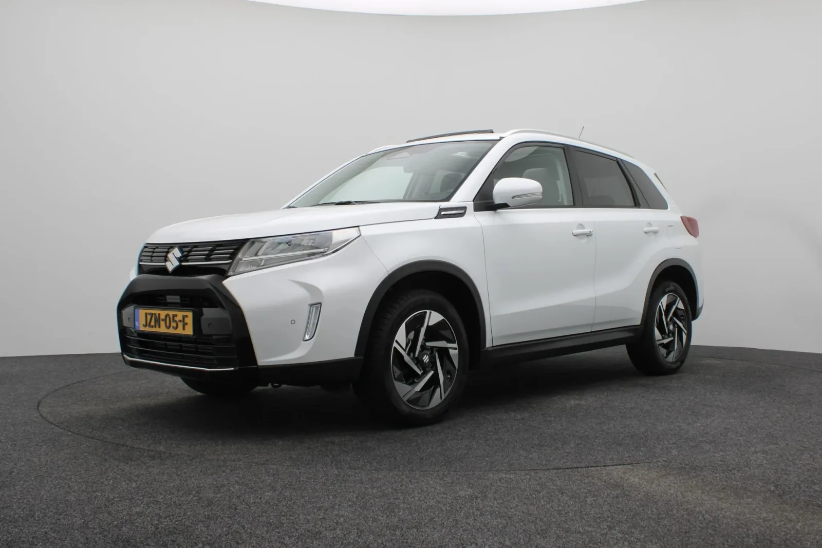 Suzuki Vitara (2025) — foto 1