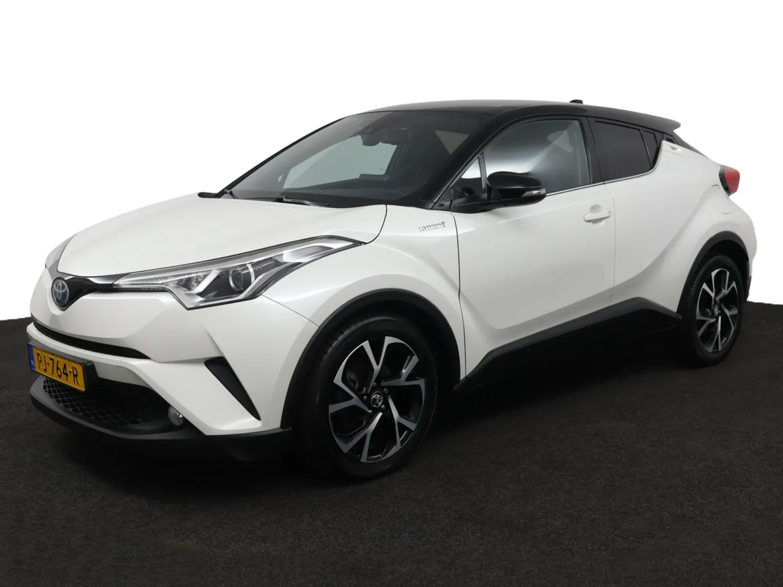Toyota C-HR (2017) — foto 1