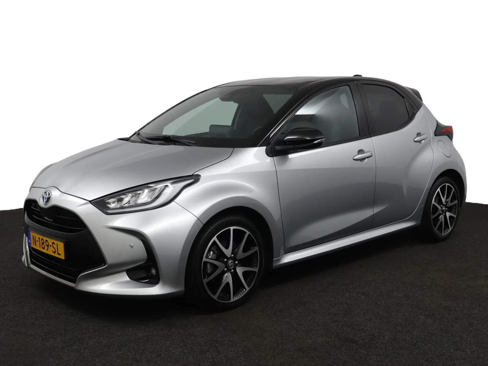 Toyota Yaris (2022) — foto 1