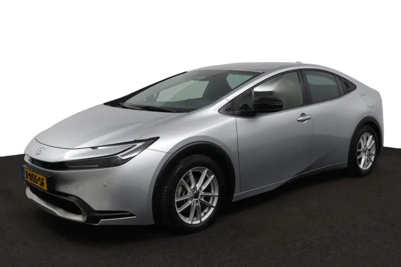 Toyota Prius (2024)
