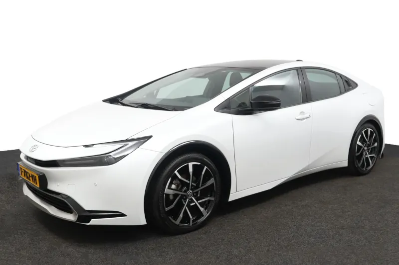 Toyota Prius (2023)