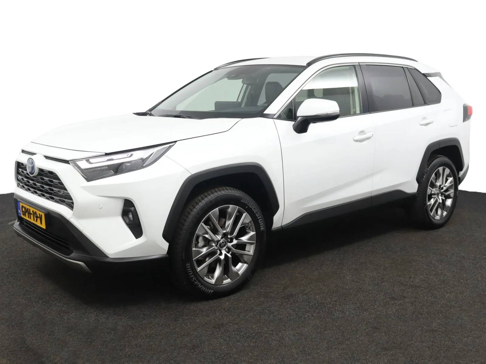 Toyota RAV4 (2024) — foto 1