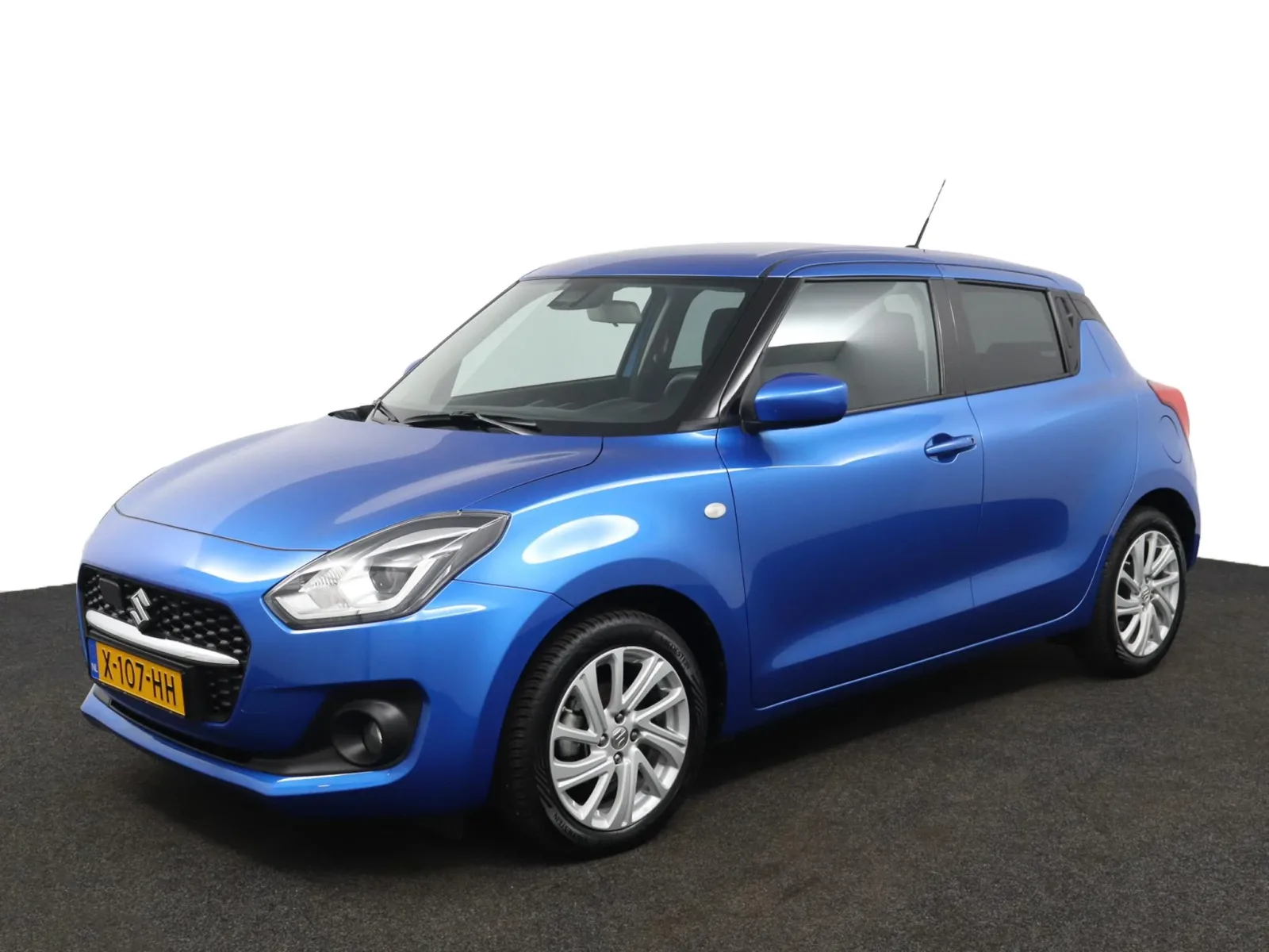 Suzuki Swift (2023) — foto 1
