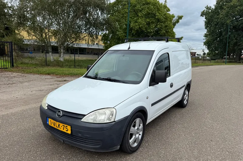 Opel Combo (2011)