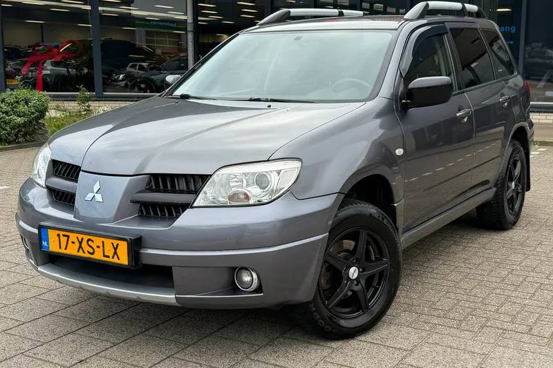 Mitsubishi Outlander (2007)