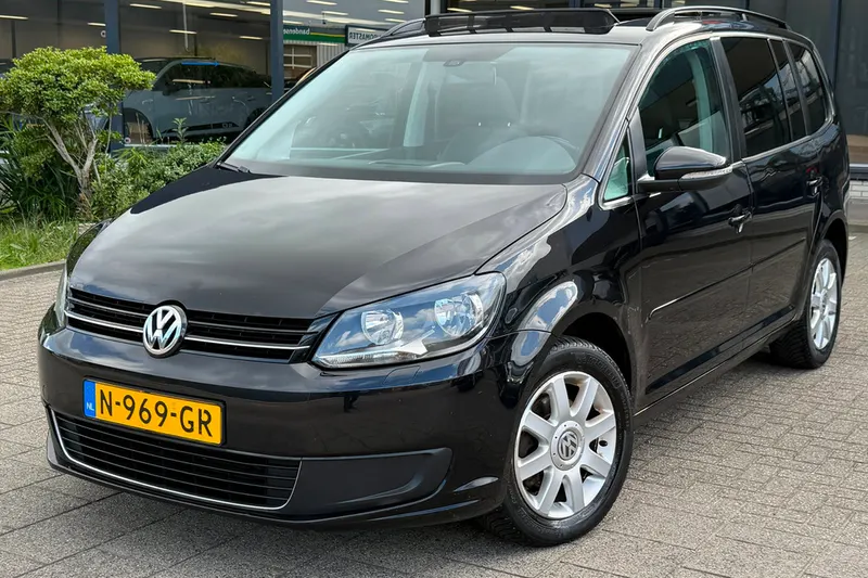 Volkswagen Touran (2012)