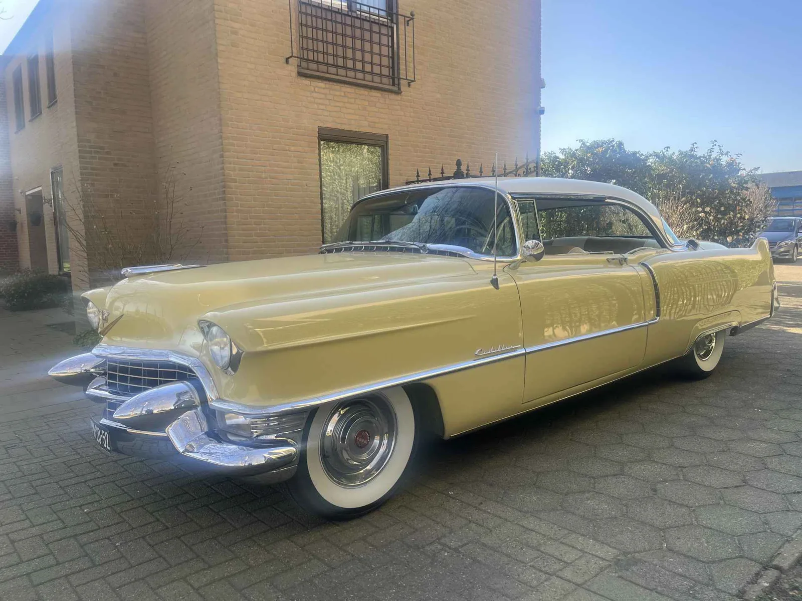 Cadillac De Ville (1955) — foto 1