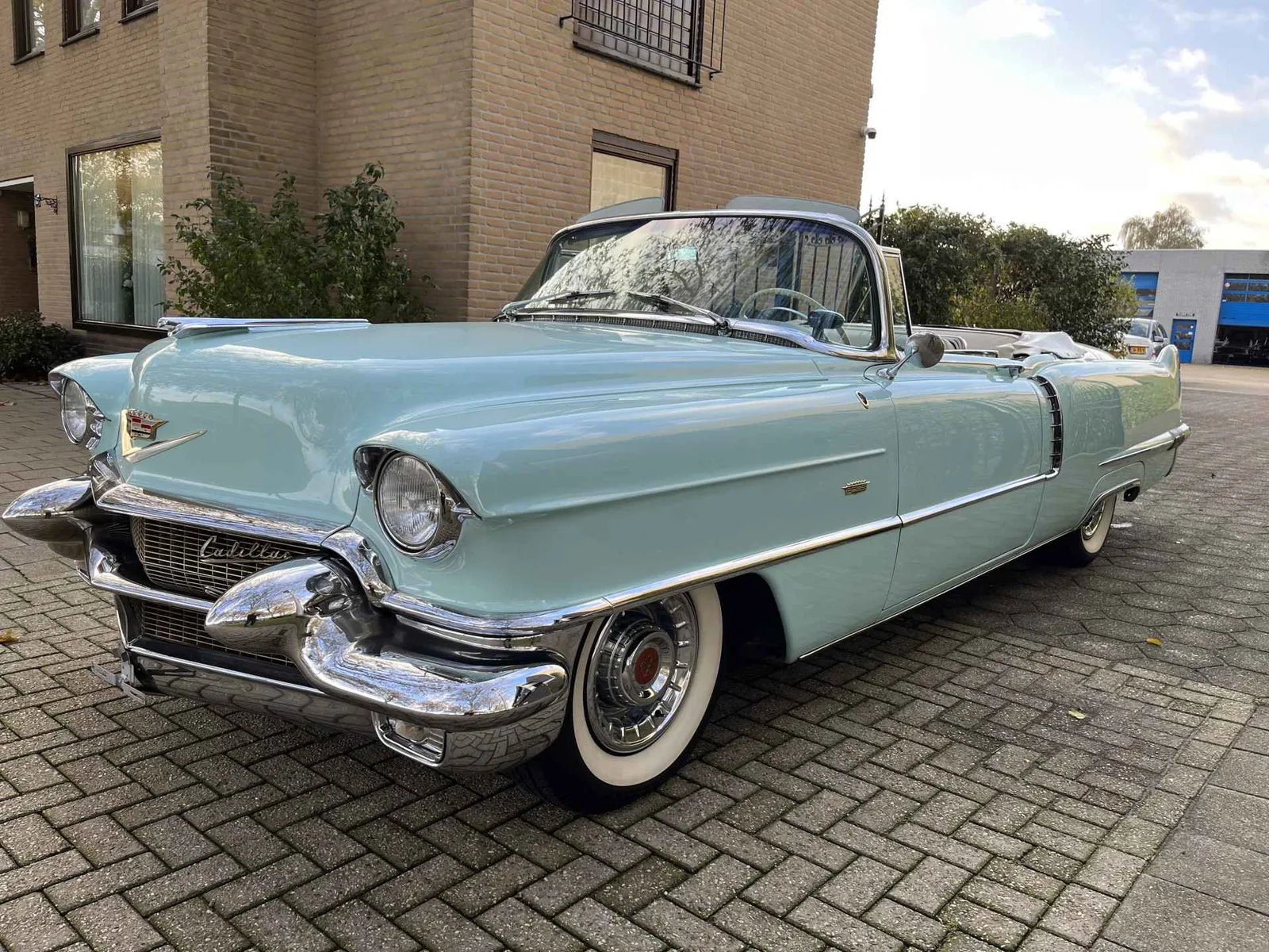 Cadillac De Ville (1956) — foto 1