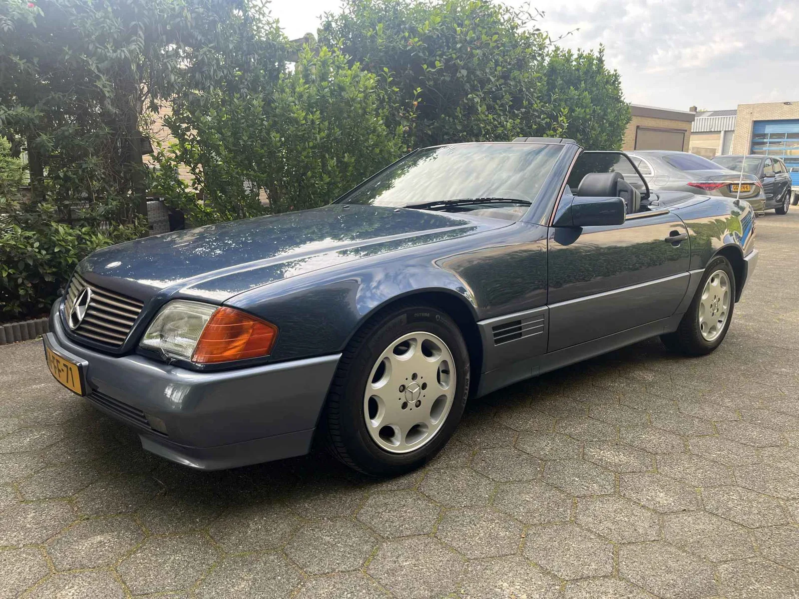Mercedes-Benz SL-Klasse (1993) — foto 1