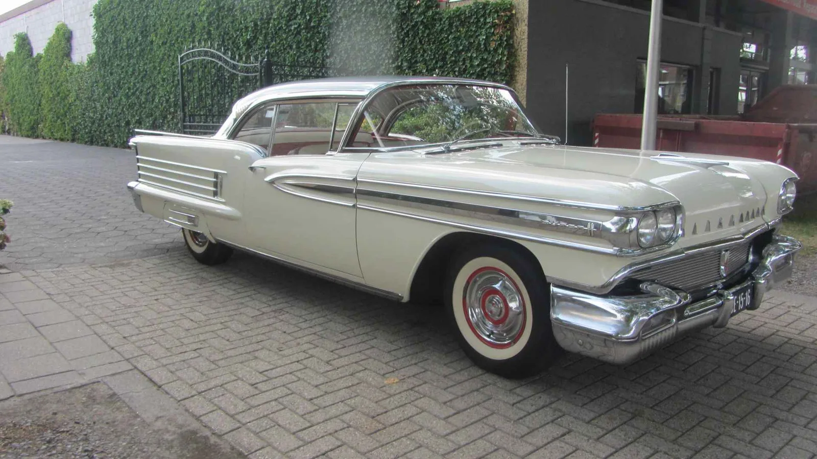 Oldsmobile 88 (1958) — foto 1