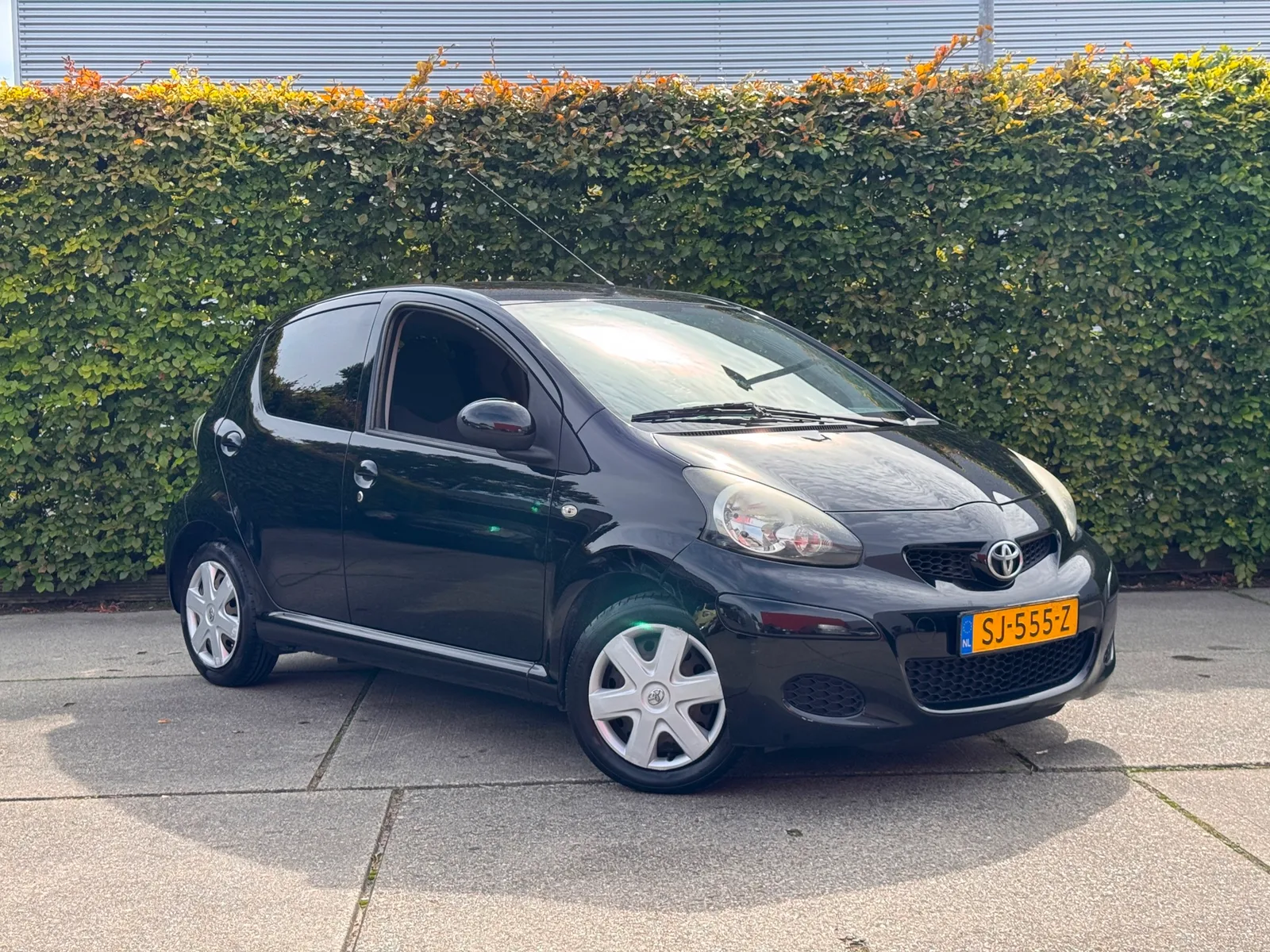 Toyota Aygo (2011) — foto 1