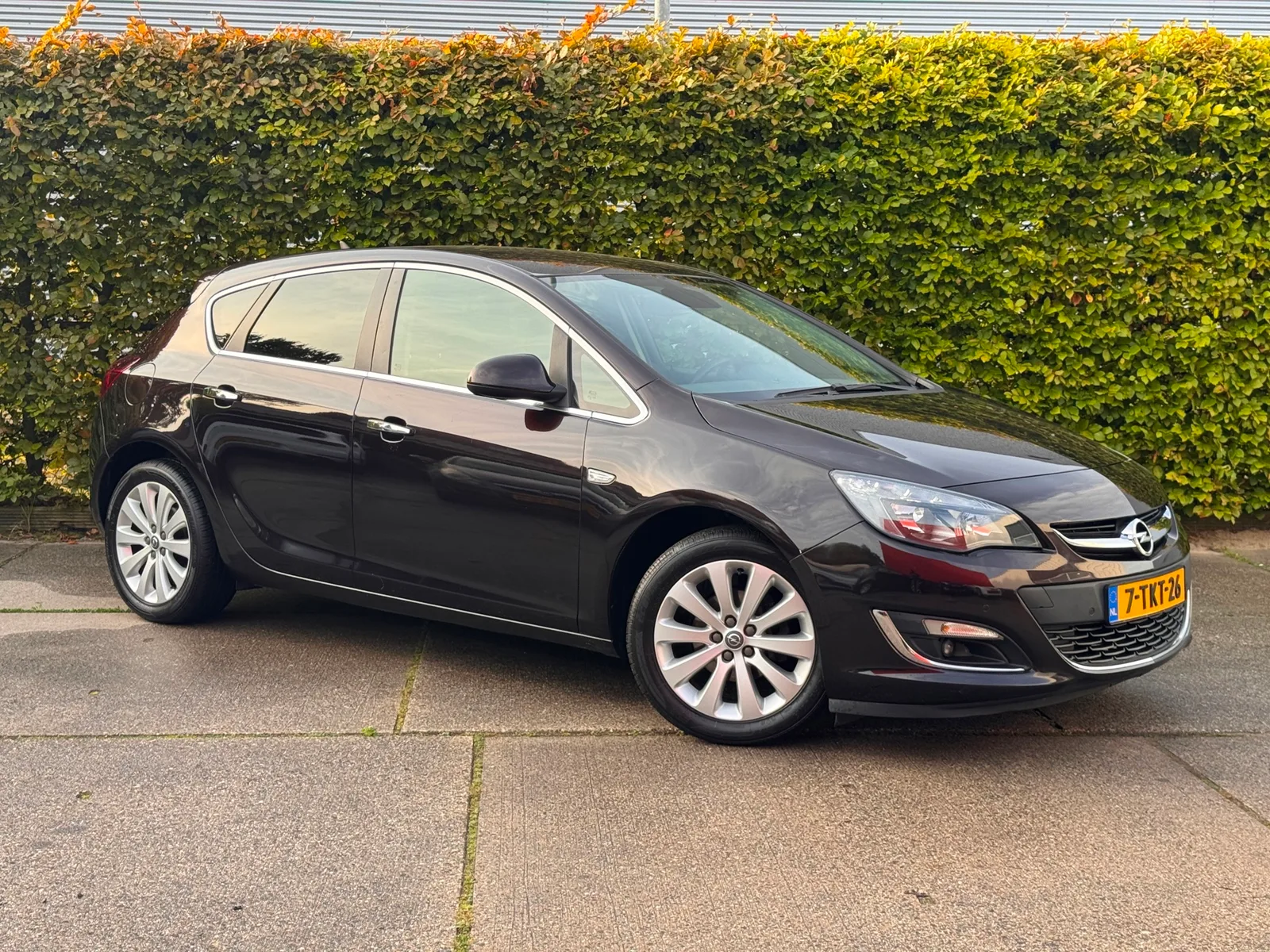 Opel Astra (2014) — foto 1