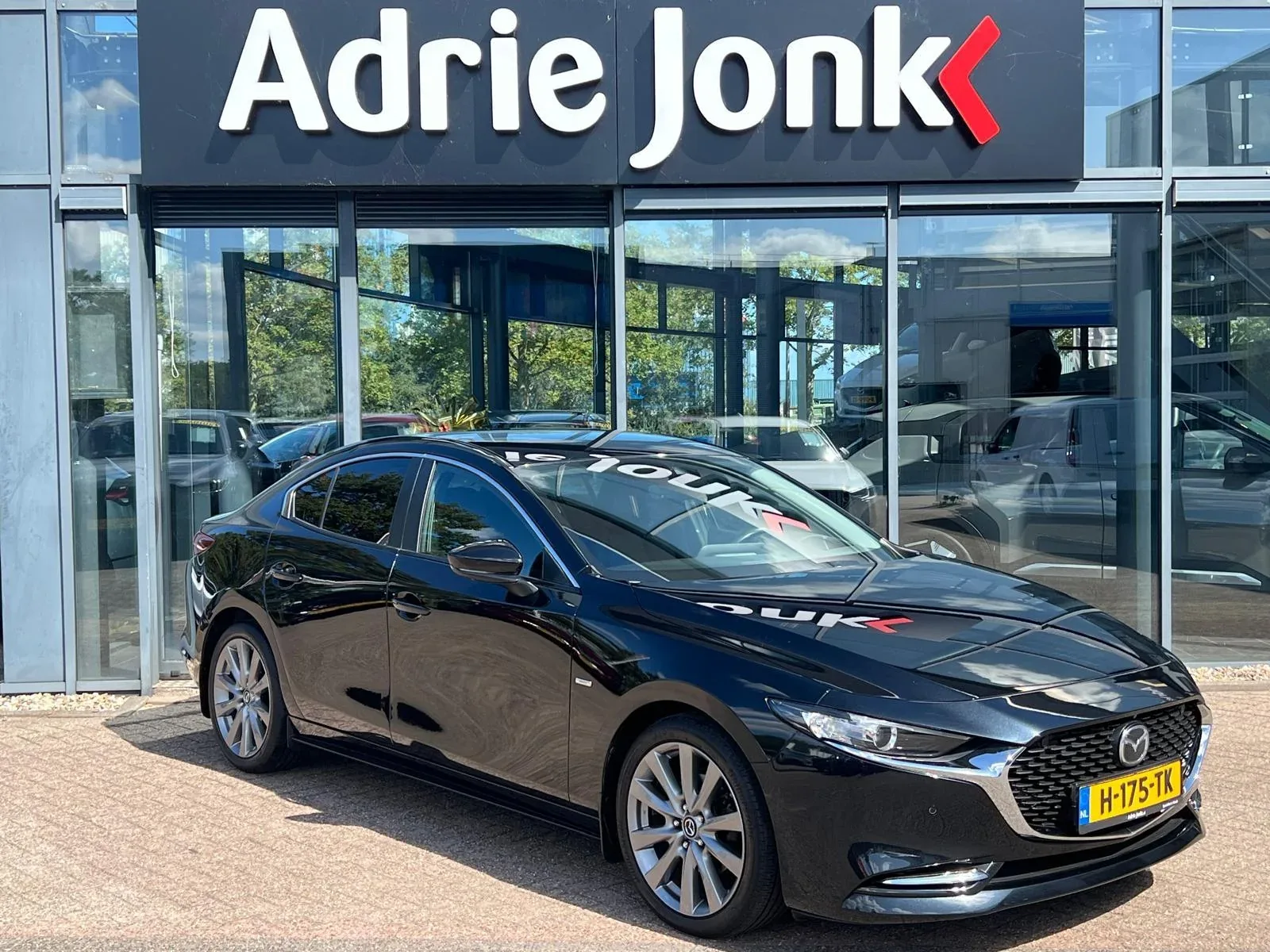 Mazda 3 (2020) — foto 1