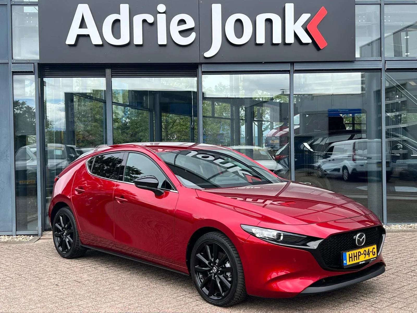 Mazda 3 (2025) — foto 1