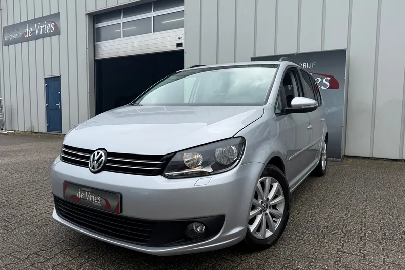 Volkswagen Touran (2015)