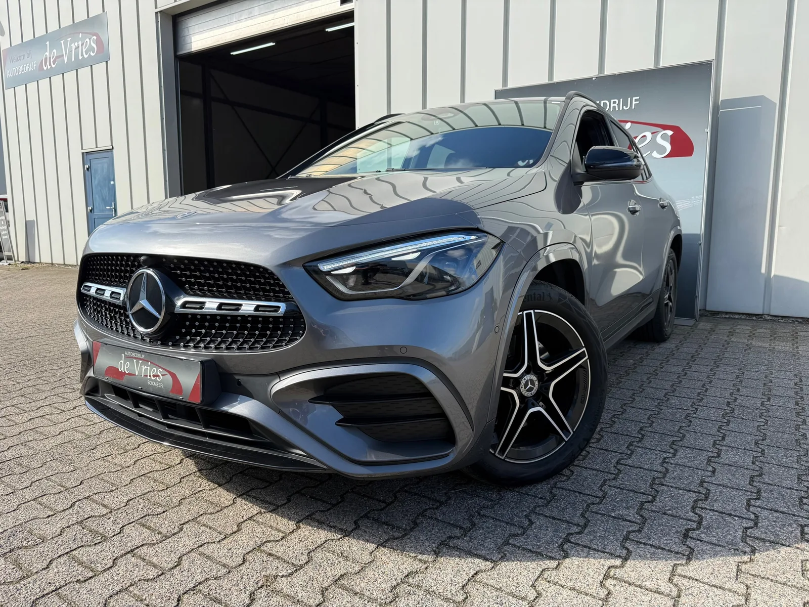 Mercedes-Benz GLA-Klasse (2024) — foto 1