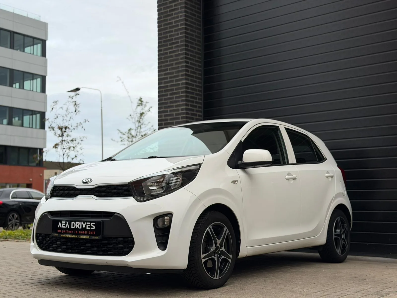 Kia Picanto (2017) — foto 1
