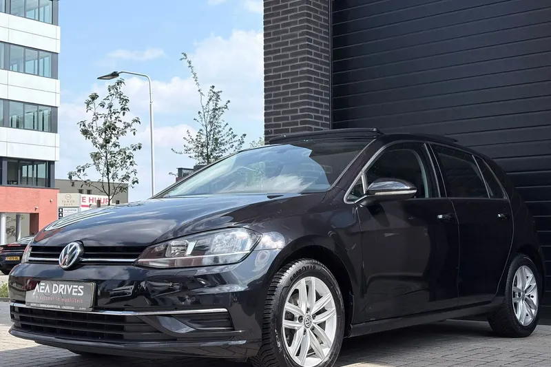 Volkswagen Golf (2017)