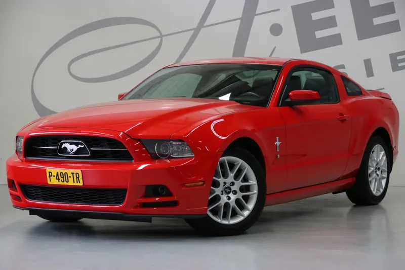 Ford Mustang (2012)